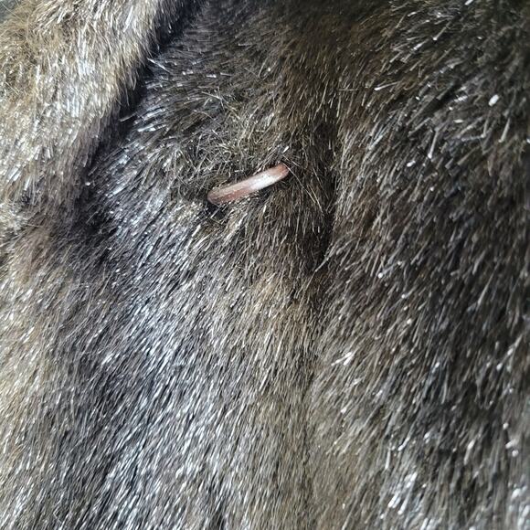 Dennis Basso Rich Chocolate Brown Luxury Faux Fur Winter Coat Size Medium - Picture 9 of 12